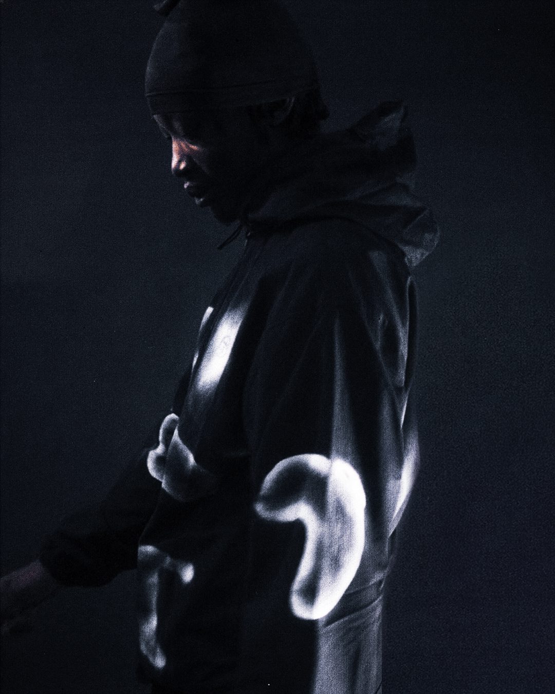 NOISE SHELL JACKET: WHITE